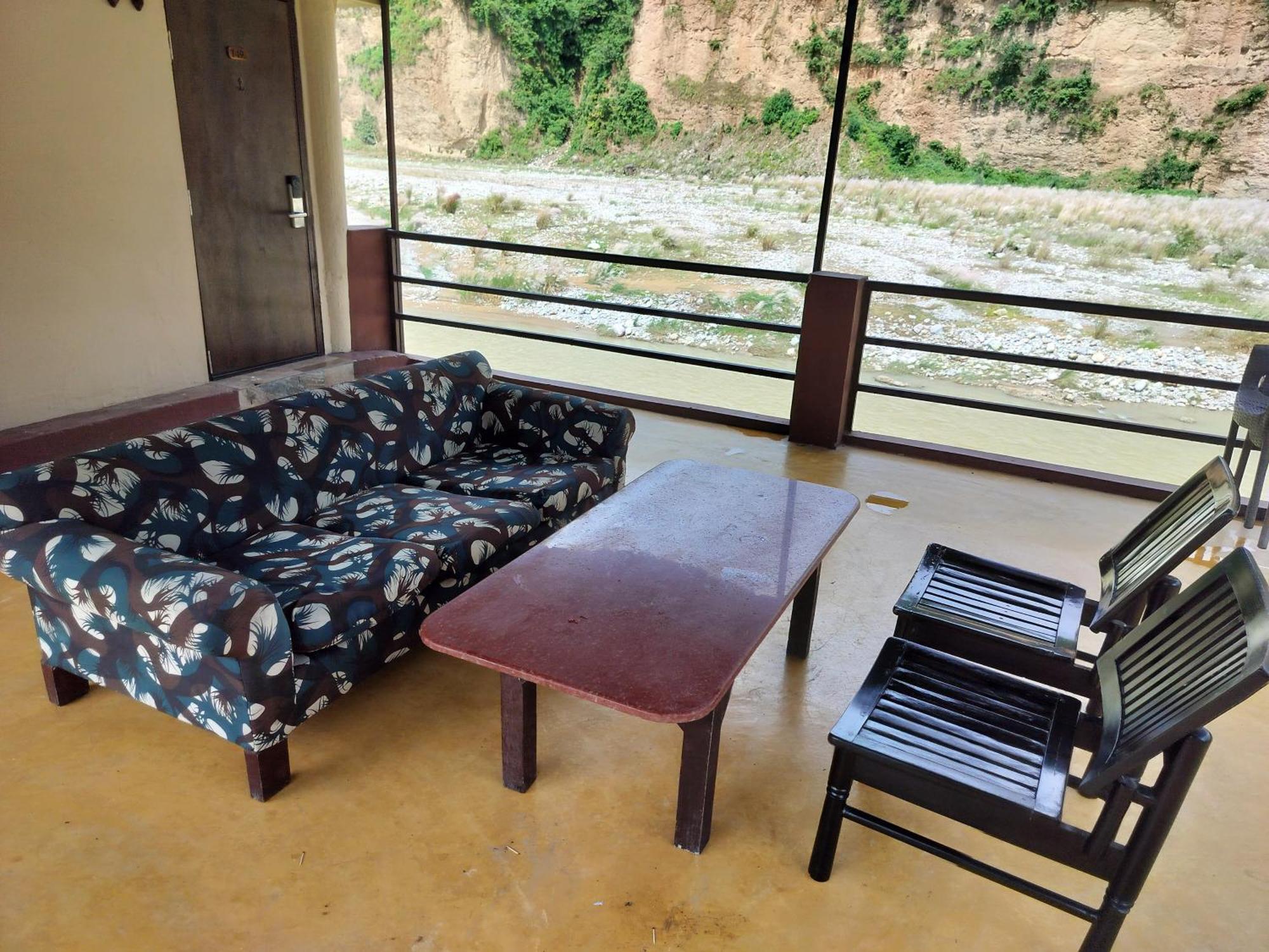 Bel-La Monde Hotel "Riverside" - Jim Corbett Garjia Εξωτερικό φωτογραφία