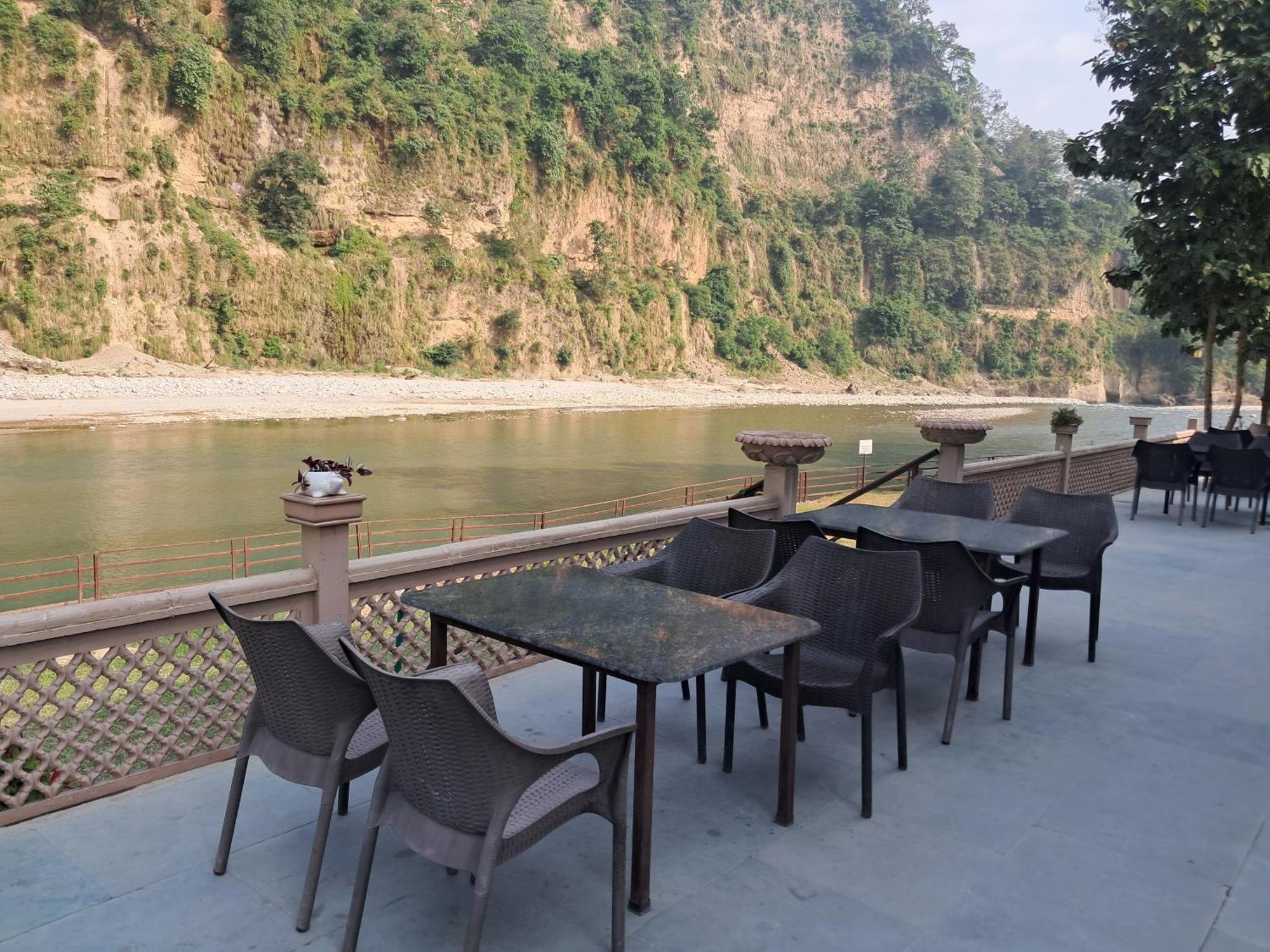 Bel-La Monde Hotel "Riverside" - Jim Corbett Garjia Εξωτερικό φωτογραφία