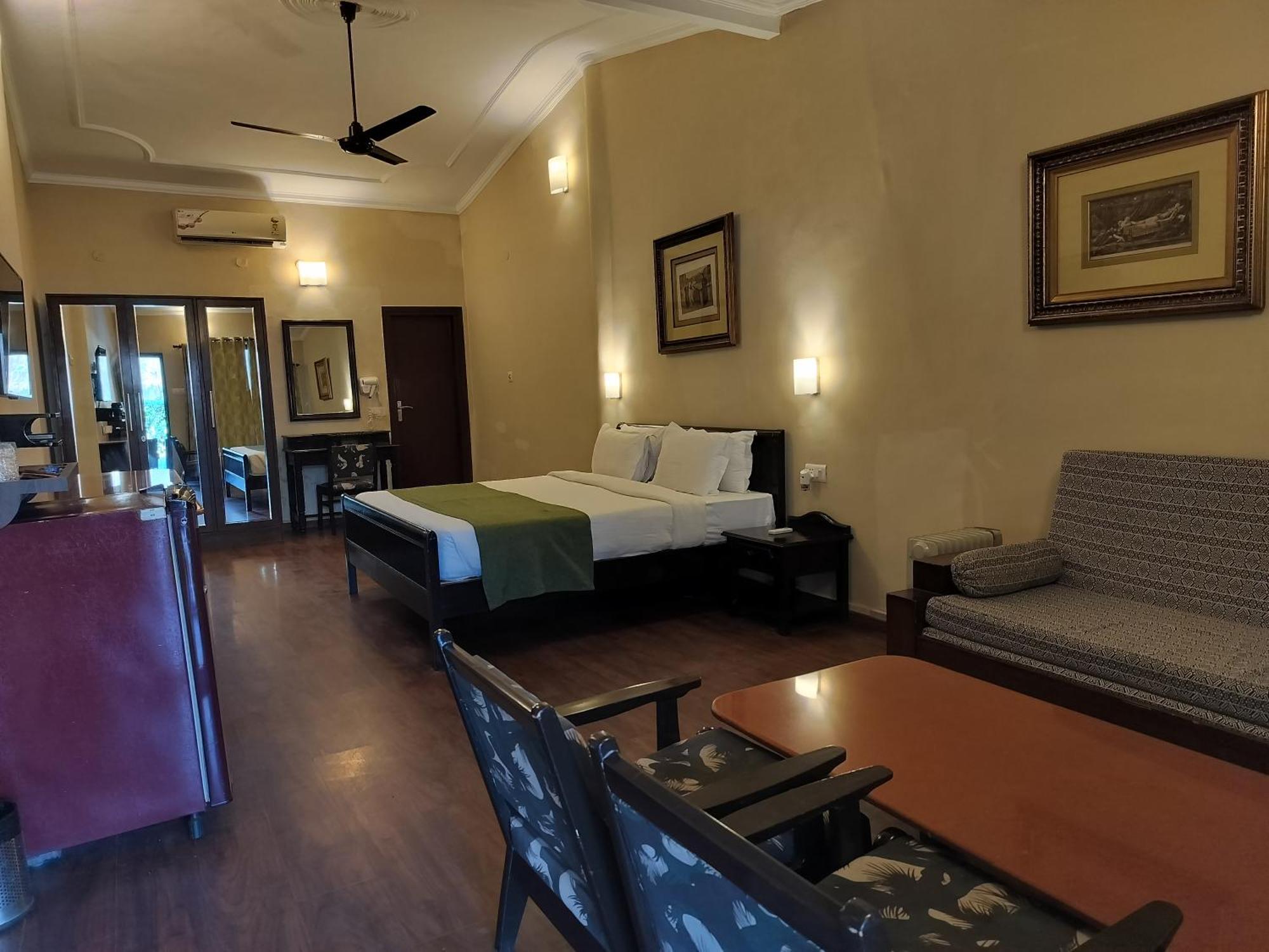Bel-La Monde Hotel "Riverside" - Jim Corbett Garjia Εξωτερικό φωτογραφία