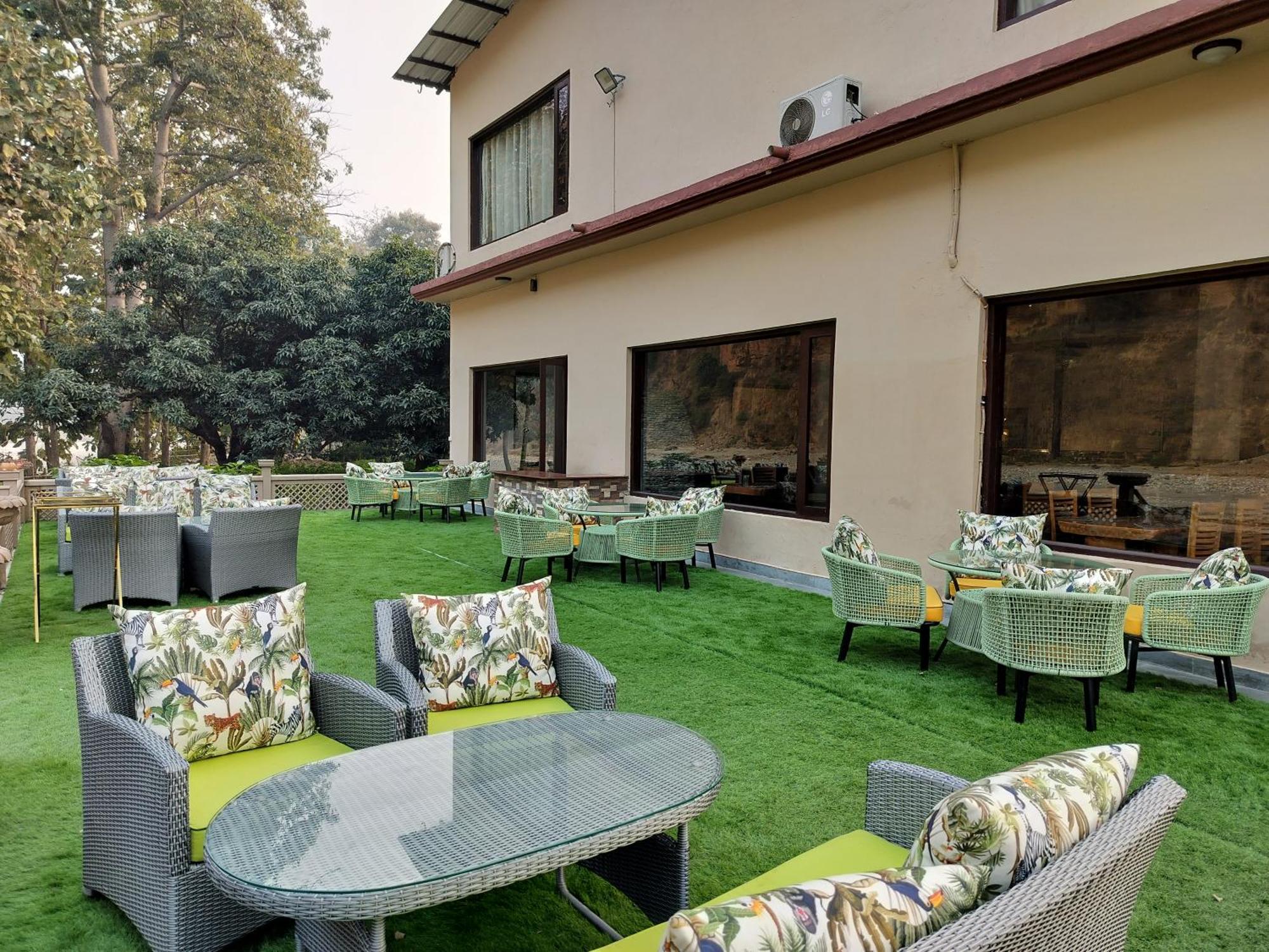 Bel-La Monde Hotel "Riverside" - Jim Corbett Garjia Εξωτερικό φωτογραφία