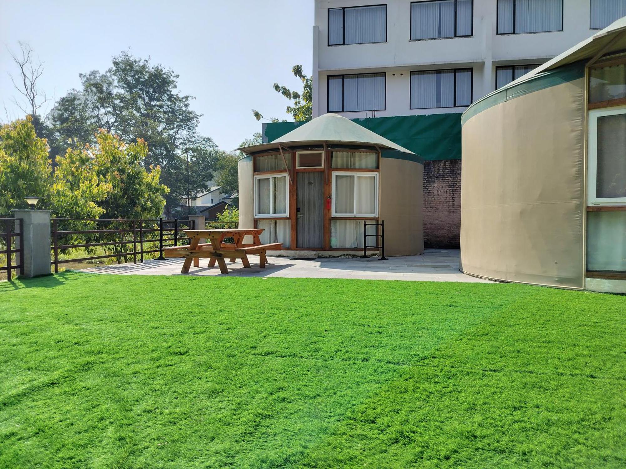 Bel-La Monde Hotel "Riverside" - Jim Corbett Garjia Εξωτερικό φωτογραφία