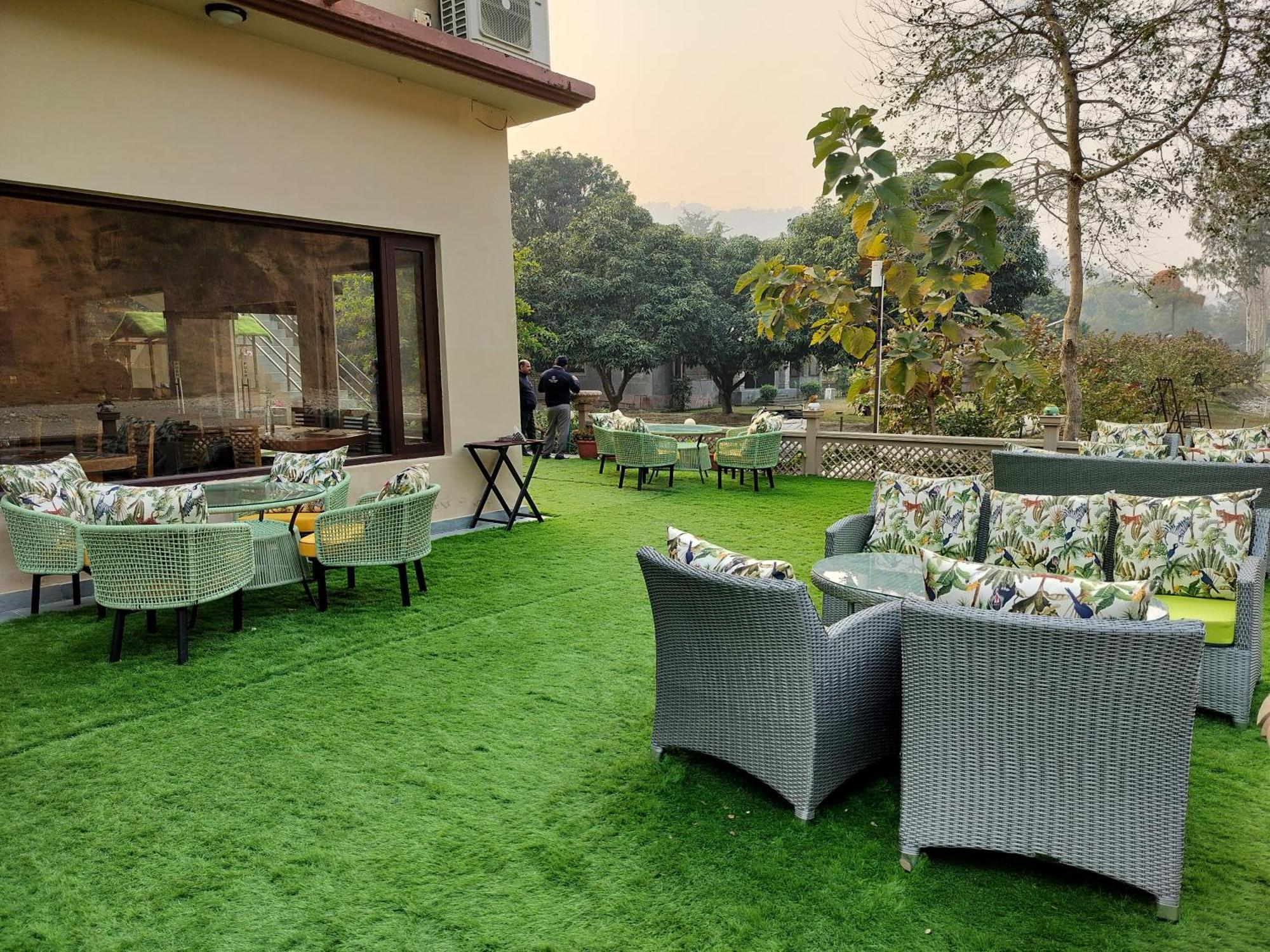 Bel-La Monde Hotel "Riverside" - Jim Corbett Garjia Εξωτερικό φωτογραφία
